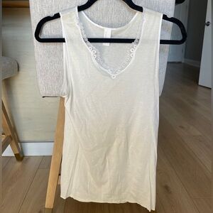 Hanro Ivory Lace Trim Tank Top
